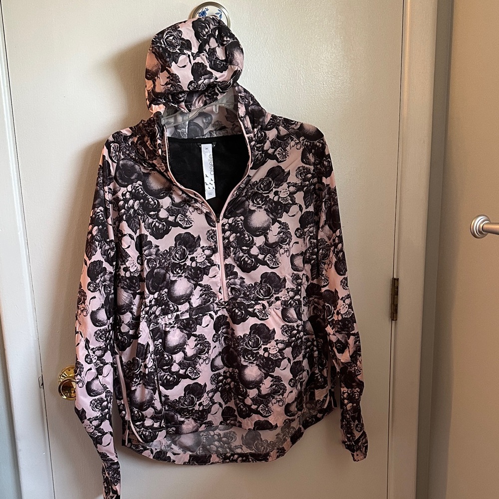 Oiselle Floral Pink and Black half-zip pullover